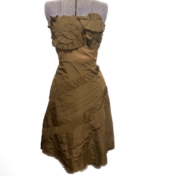 BCBG Ruffle Dress - Picture 5 of 5